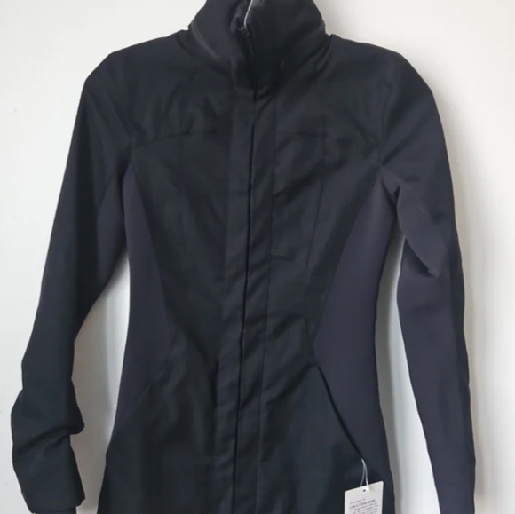 Fitb like a glove lululemon spring jacket - Picture 3 of 5